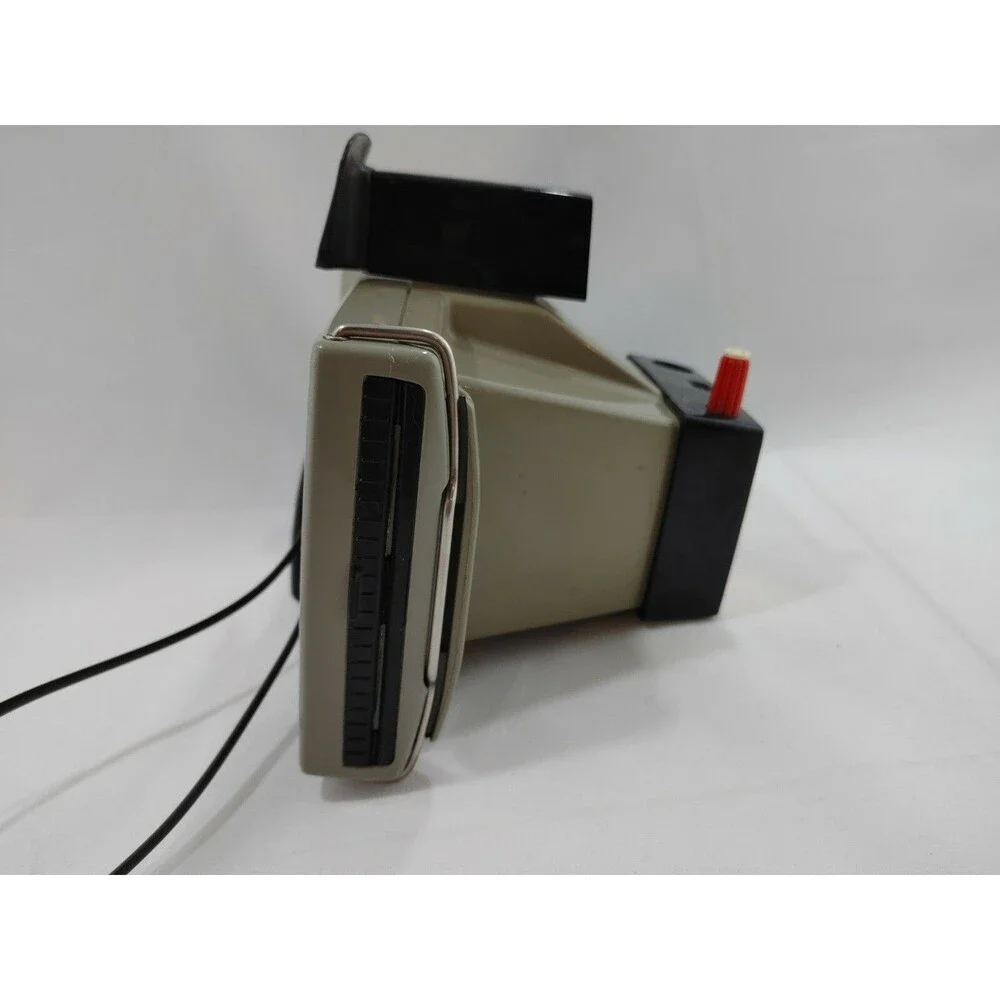 Vintage Polaroid Land Camera Big Swinger 3000 USA w/ Flash Bulbs Untested As Is